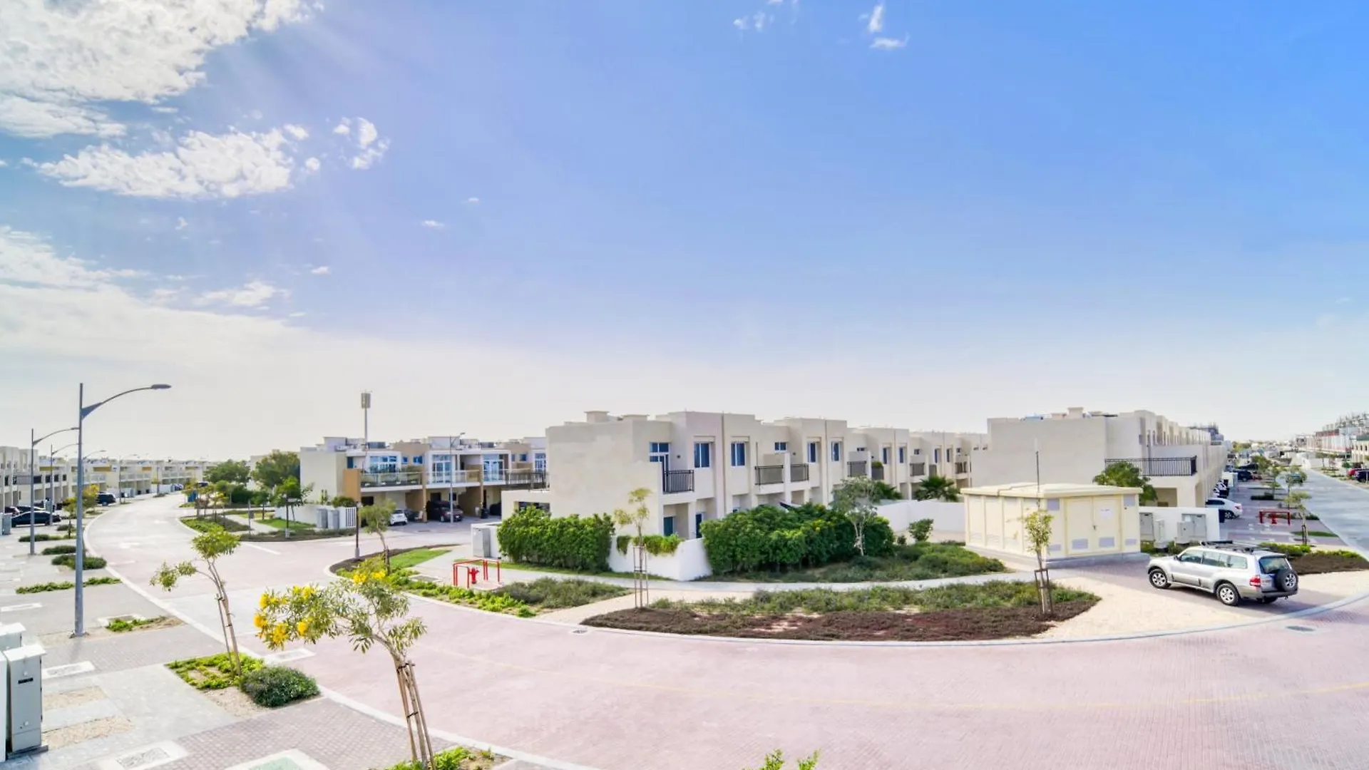 Autumn Serenity Manor: Luxury 3 Bedroom Townhouse Ντουμπάι Βίλα